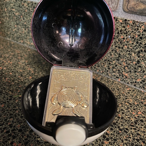 Pokemon POLIWHIRL 23K Gold Plated 1999 Nintendo #61 Trading Card